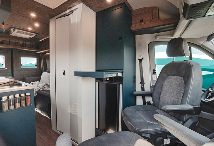 eriba car 602 interieur