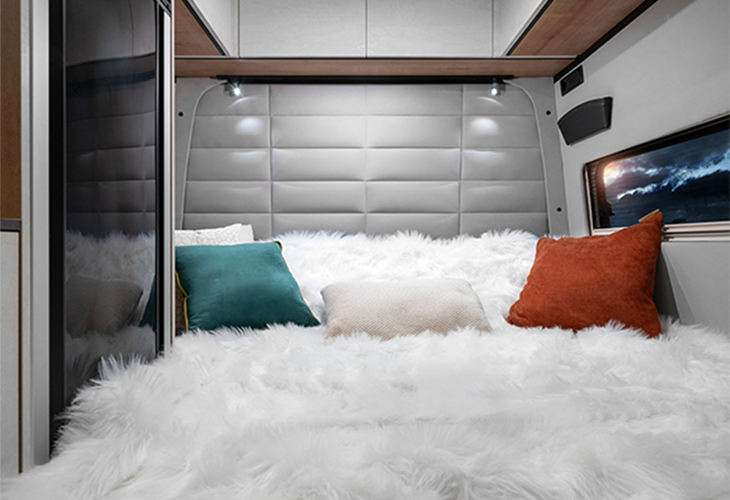 Winterhard Globe Traveller