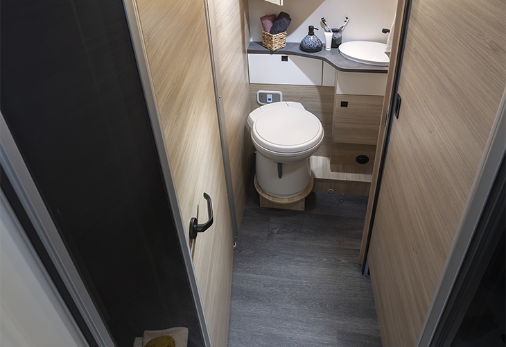 Bathroom-Profile-798-Anniversary-Line-730x500