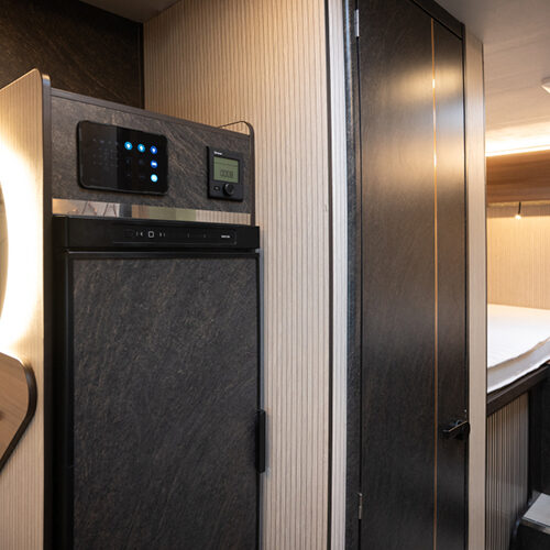 Rimor Kilig 79 Plus: unique semi-integrated for 7 (!) persons