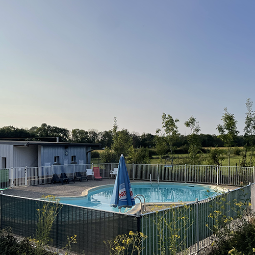 Excellent transit campsite in France: camping du Lac de Villegusien