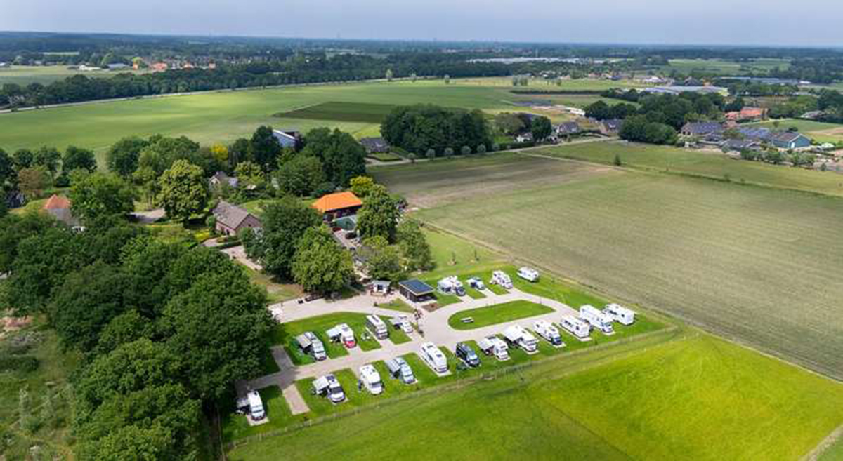 Camperplaats-bij-dn-Bor