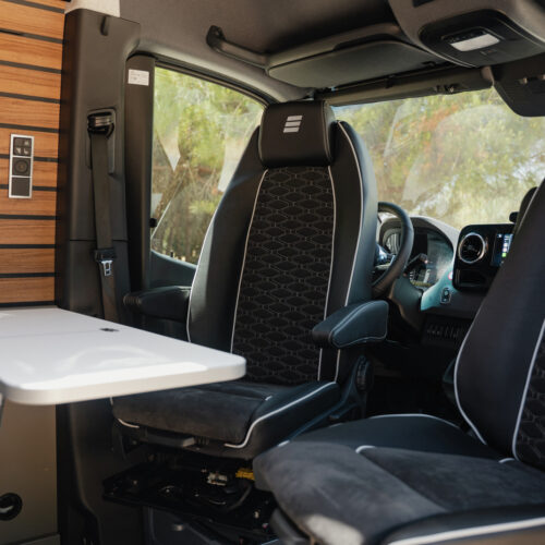 Up to 10 days off-grid in the wilderness: Hymer unveils new Crossover models for 2027