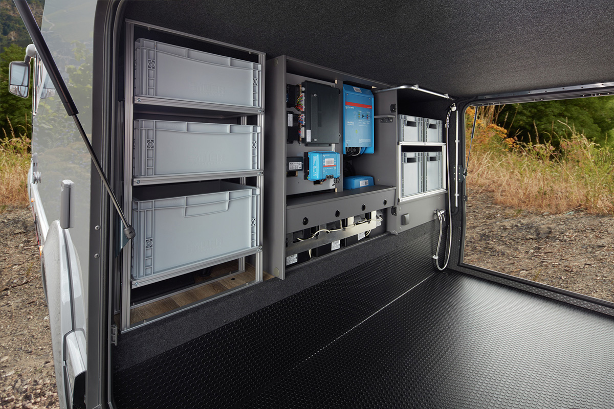 iSmove 2027 garage with pull-out crates, Victron power system and outdoor shower fitting in Niesmann+Bischoff motorhome